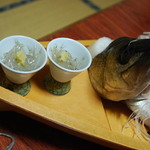 Hashimotoya - スズキさんのお頭に隠れていた白魚