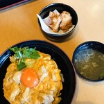 鶏料理 はし田屋 - 名物親子丼+ザンギ2個