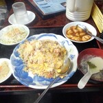 福興園餃子 - 注文と違って麻婆豆腐と半炒飯が出てきました