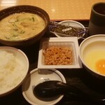 Machikadoya - 納豆の朝食(味噌汁を粕汁に変更)