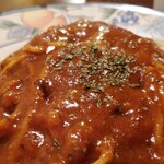 モンプチ - ソースは多いので麺に絡む