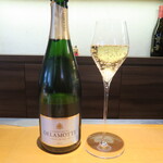 Hiroyuki - Champagne DELAMOTTE BRUT