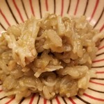 緒方 - ⑯間人蟹の蟹味噌ご飯
      蟹フルコースの〆といえば蟹味噌ご飯！
      コクが深くて少しの苦み、ご飯の甘さ。
      ほんの一品の分量ですが、もの足りなさを感じるくらいが一番美味しい♪