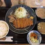 Kodawari Tonkatsu Icchou - ロースかつランチ（120g、990円）