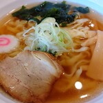 麺や ポンチ亭 - 【2019.12.22(日)】白醤油ラーメン(並盛)600円