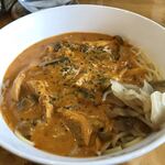 ゆであげスパゲティ パスタ - トマトのソース 野菜とチキン 950円