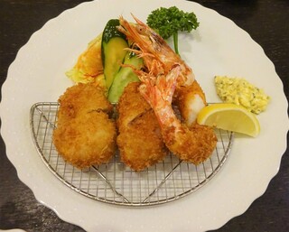 名古屋 魅力たっぷりのエビフライが楽しめる人気店11選 食べログまとめ