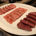 焼肉 ジャンボ - 