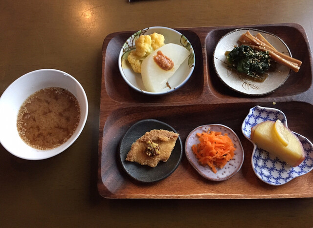 日進月歩 ニッシンゲッポ 和歌山港 創作料理 食べログ