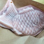 Kimuraya No Taiyaki - 季節限定　サクラたいやき￥130★★★3.0