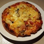 Bar Dondada - 3月25日　キノコのピザ