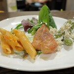 トリワイン ＰＩＫＯＳＨＨＨＵ - 前菜３種盛