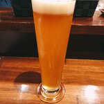 Numazu Craft BEER FIELD - 沼津クラフト　　美しい色　フルーティな味わい