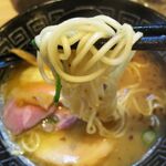 中村麺三郎商店 - 特製白湯らぁ麺、麺ＵＰ