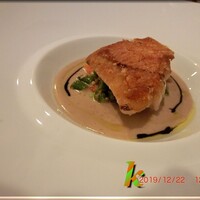 コット ア コット - キンキの鱗焼（・・・？）　ポルチーニ茸のヴルーテ