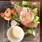 エヌイッシン - 