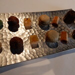 モトイ - ミニャルディーズ