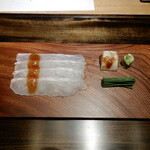 御料理 光安 - 明石産ひらめ造り