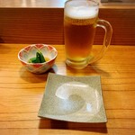 小魚料理 とみ助 - キリン一番搾りの生ビールとオクラのおひたしで忘年会をスタート(o^^o)