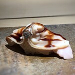 菊鮨 - 煮蛤（九十九里）・・いつもながらに美味しい。