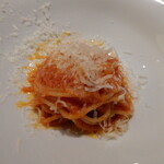 T.N - トマトソースと24か月熟成のパルミジャーノチーズのスパゲッティーニ