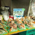 ゆりあげ港朝市 - 一皿千円 選り取りみどり