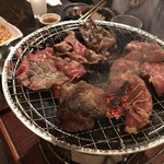 大衆炭火ほるもんひとすじもくもく。 新瑞橋店 - 焼き焼き