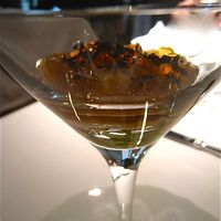 ヴァリノール - 京都鷹峯ねぎと鶏ささみのコンソメジュレ フランス黒トリュフ添え