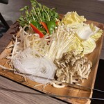 Muu Tokyo KITEMITEMATUDO ASIAN FOOD GARDEN - 