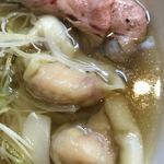 らーめん本竈 - レアチャーシューと海老わんたん