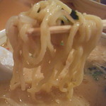 赤坂軒 - 味噌の麺アップ