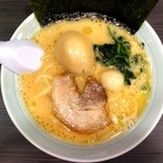 横浜家系ラーメン 魂心家 - 味玉ラーメン