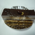 コム・ヴァカンス - 2011年11月　オペラ・キャフェです。コーヒーの苦味が効いた、こちらも大人のスイーツです。