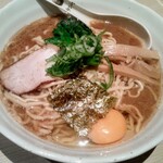 Chinrai tei - 特製油ラーメン(生玉子+ニンニク油)￥800