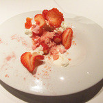 フロリレージュ - クレームダンジュとフレッシュのいちご