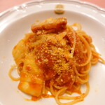 ピッツェリア・サバティーニ - パンチェッタと白菜のアマトリチャーナスパゲッティーニ