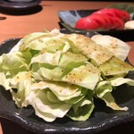 個室居酒屋 鶏十兵衛 - 旨ダレキャベツ