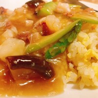 紅梅本楼 - 福建式あんかけ炒飯