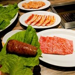 焼肉 ジャンボ - 