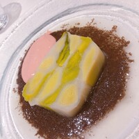 ルメルシマン オカモト - ポロネギのテリーヌ、鶏レバームース、トリュフソース