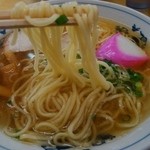 歌町 - 麺とスープのバランスがいい