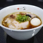 Japanese Soba Noodles 蔦 - チャーシュー味玉醤油SOBA