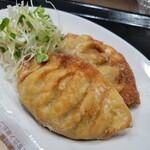 津のものキッチン - 「津ぎょうざ単品 2個 (410円)」