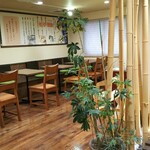 Omusubi Sankyuu - 店内