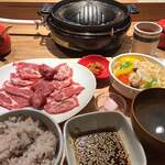 熟成仔羊焼肉 LAMB ONE 新宿本店 - 