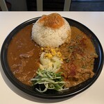 丸の内スパイス - ２種類のカレーのあいがけ