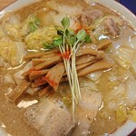 煮干そば 流。 - 味噌煮込そば「ウマニ」¥980