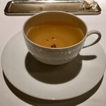 レ セゾン - ヴォワザン シェフが調合したティザン (tisane,)