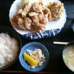 味処天神丸福 - 鶏天定食700円