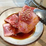 炭火焼肉ホルモン 横綱三四郎 - 